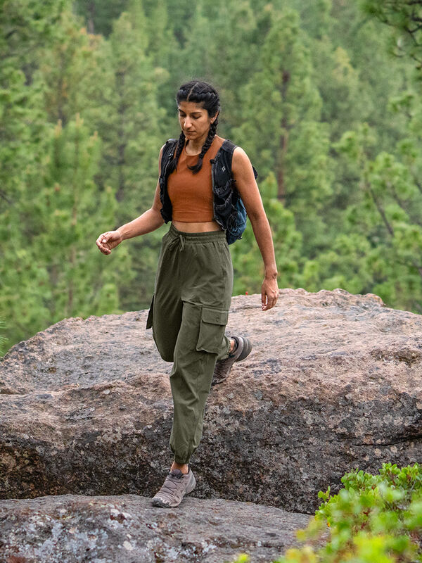 Women's Cargo Hiking and Climbing Pants: Kanga