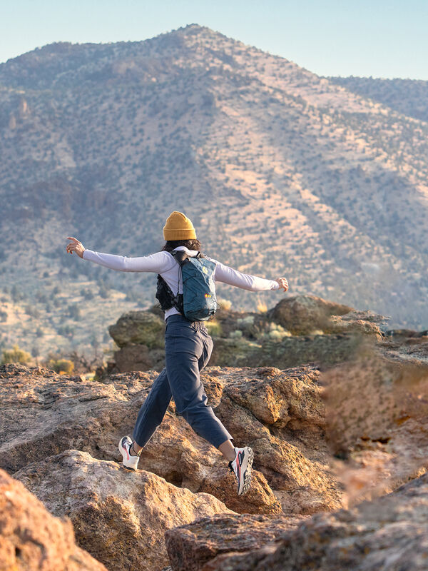 Hikerkind Women&rsquo;s 8 Pocket Hiking Cargo Pants