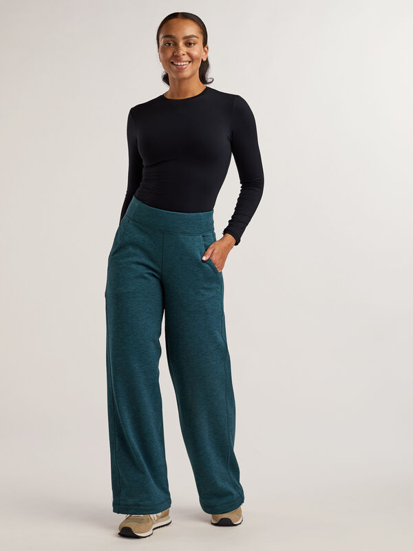 Crash Thermaplush Wide Leg Pants &ndash; Petite | By Title Nine